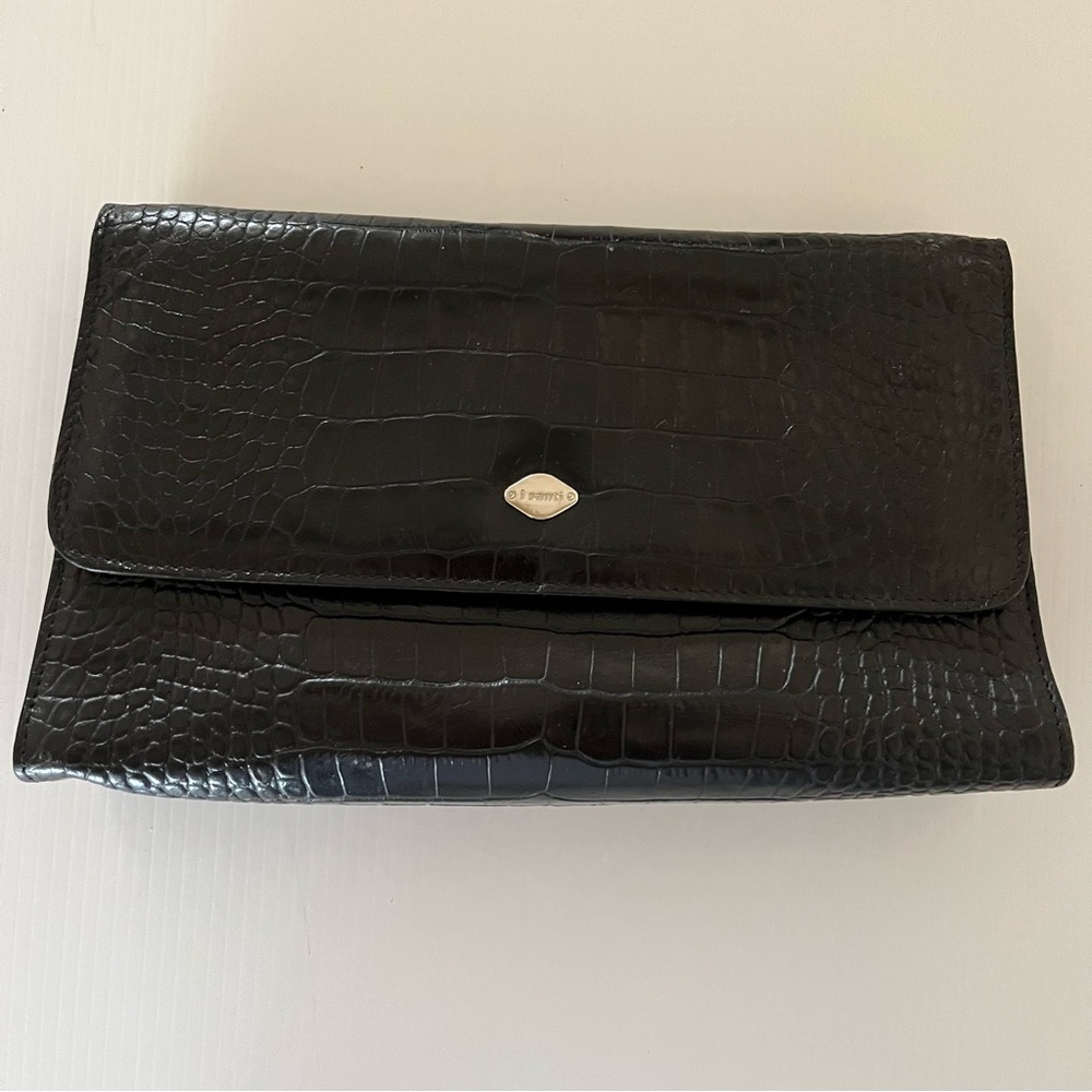 NWOT i Santi Women's Black Embossed Croc Leather Shoulder Bag